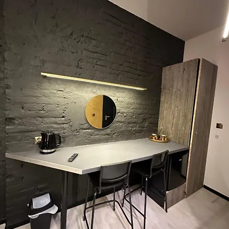 Darkhouse Versace Gold Apartament